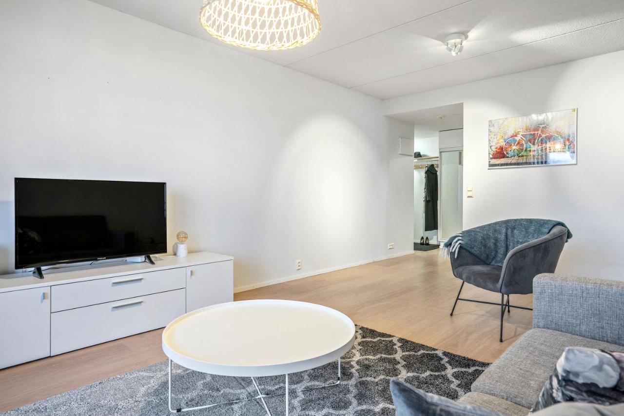Apartment Sleepwell Sukkula With Private Sauna And Parking Turku Zewnętrze zdjęcie